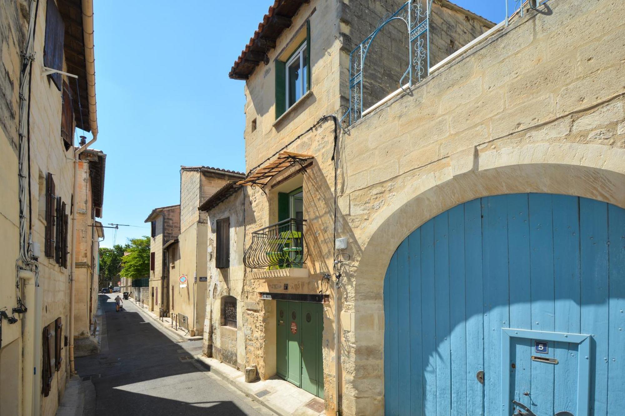 Maison Le Petit Balcon Beaucaire ボーケール エクステリア 写真