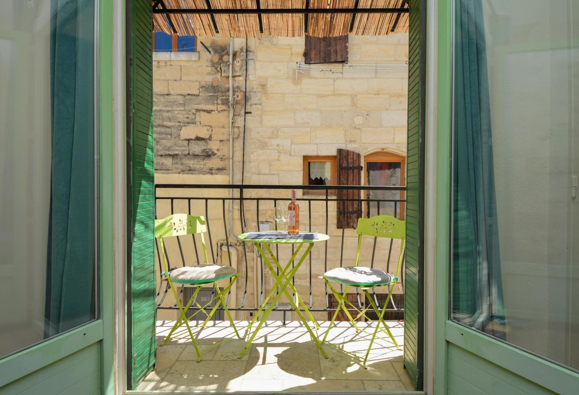 Maison Le Petit Balcon Beaucaire ボーケール エクステリア 写真