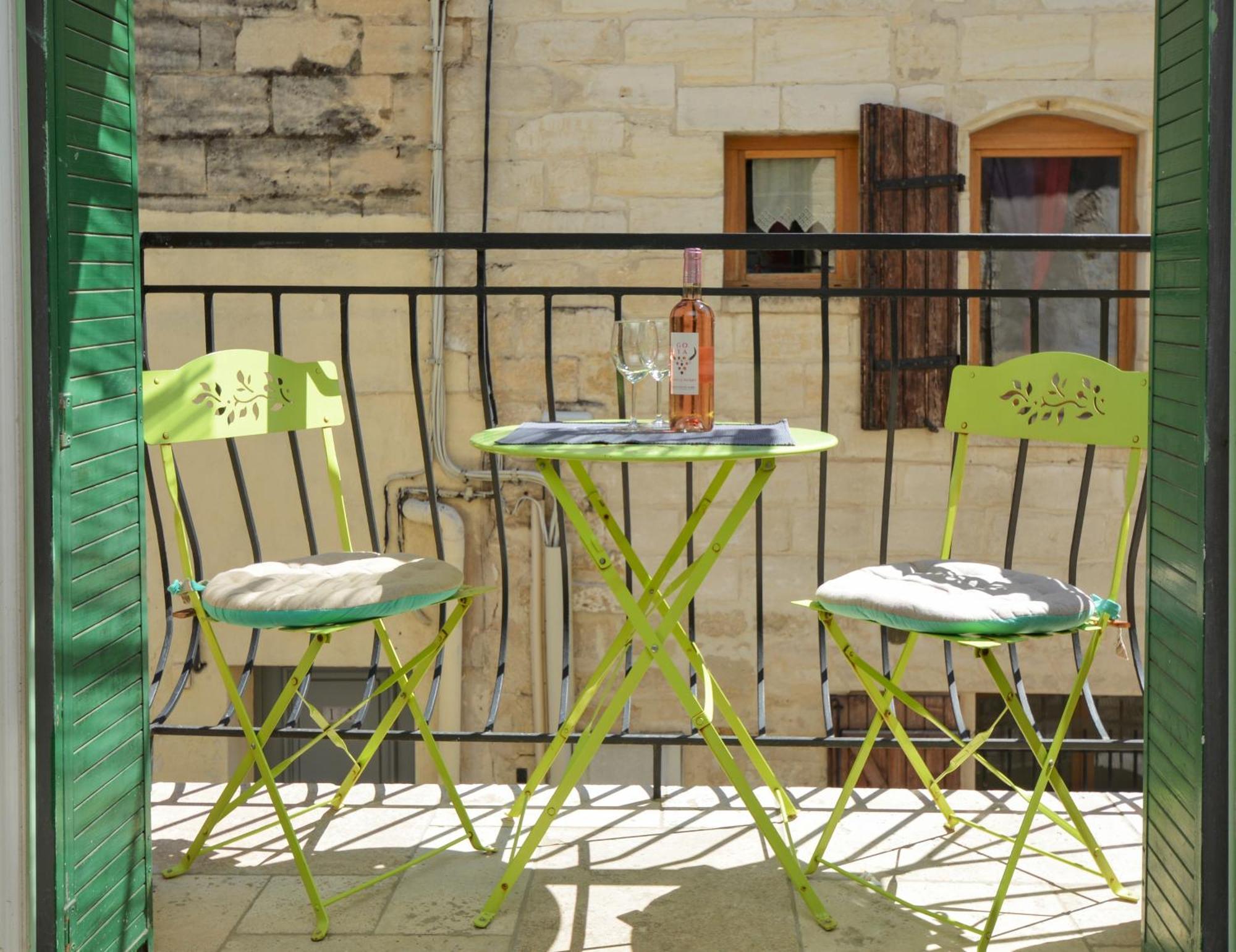 Maison Le Petit Balcon Beaucaire ボーケール エクステリア 写真